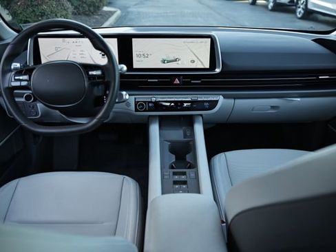 Used 2024 Hyundai Ioniq 6 SEL image 27