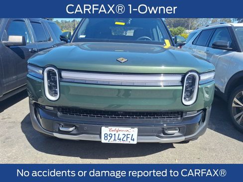 Used 2025 Rivian R1T Adventure AWD/4WD image 2