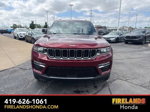 Used 2024 Jeep Grand Cherokee Limited AWD/4WD image 8