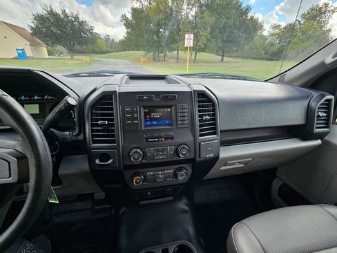 Used 2015 Ford F150 XL image 26