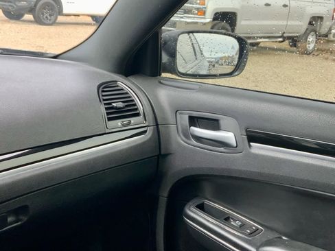 Used 2017 Chrysler 300 S w/ 300S Premium Group image 35