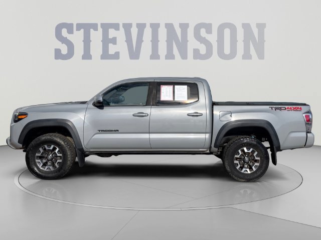 Used 2021 Toyota Tacoma TRD Off-Road w/ Technology Package AWD/4WD image 2