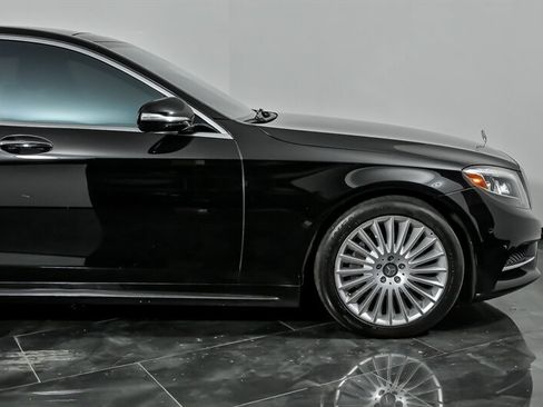 Used 2015 Mercedes-Benz S 550 4MATIC Sedan image 12