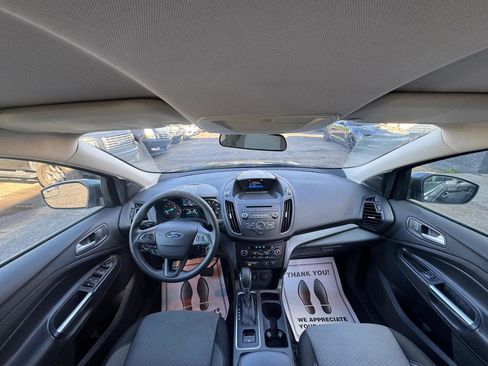 Used 2018 Ford Escape SE FWD image 8