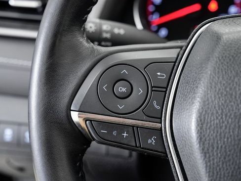 Used 2019 Toyota Camry XSE image 13