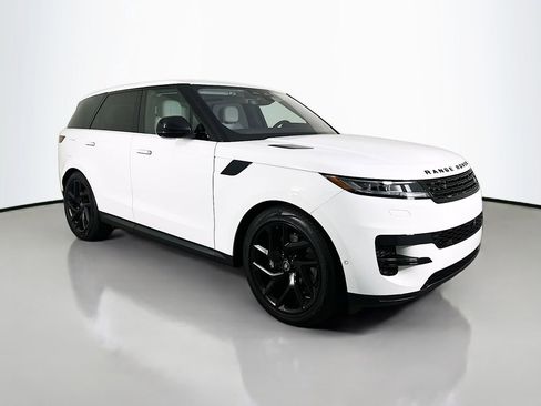 Used 2023 Land Rover Range Rover Sport SE image 7