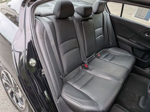 Used 2017 Honda Accord EX-L image 22