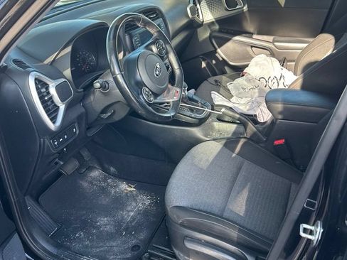 Used 2020 Kia Soul GT-Line FWD image 4