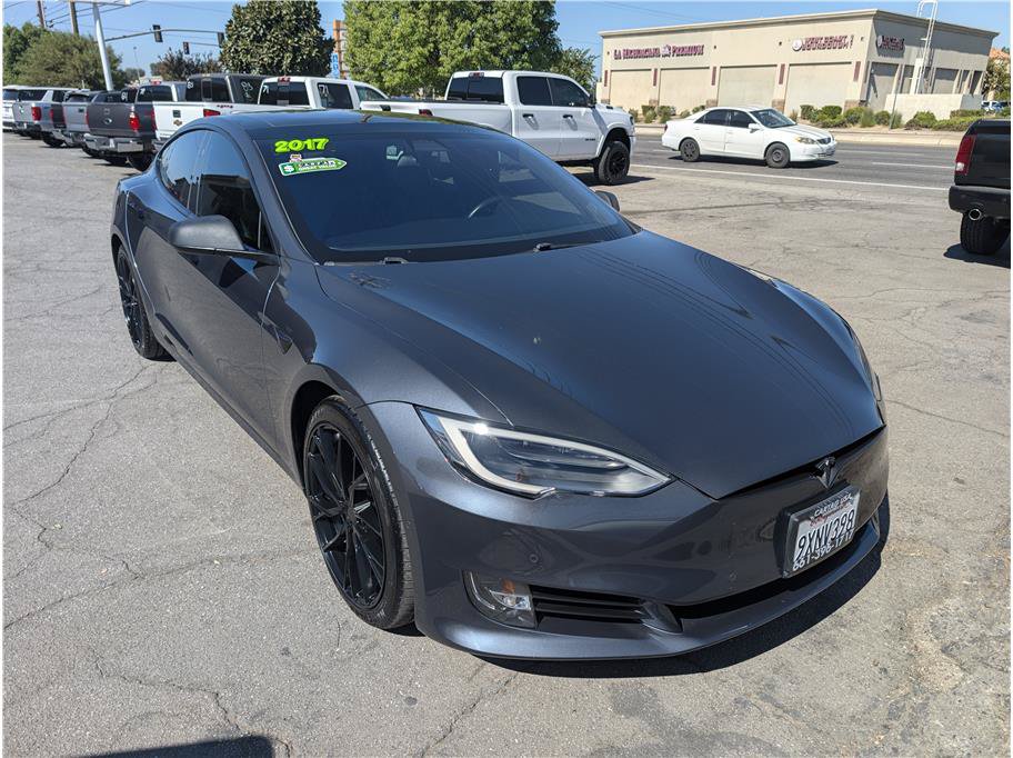 Used 2017 Tesla Model S 75 RWD image 2
