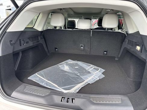 New 2026 Lincoln Nautilus Premier w/ Equipment Group 102A image 11