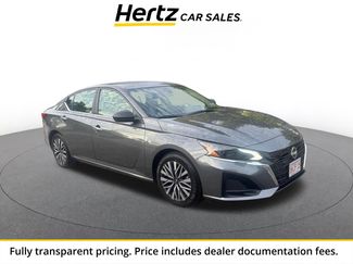 Used 2025 Nissan Altima 2.5 SV FWD video 1