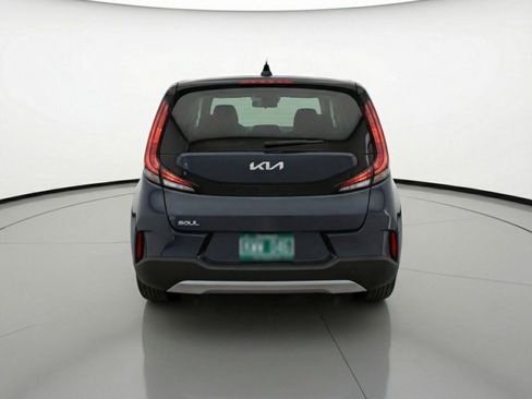 Used 2025 Kia Soul LX w/ LX Technology Package image 7
