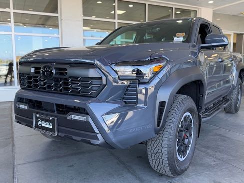 New 2026 Toyota Tacoma TRD Off-Road AWD/4WD image 3