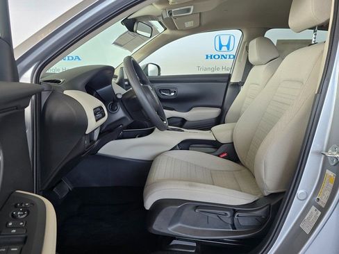 New 2026 Honda HR-V LX image 10