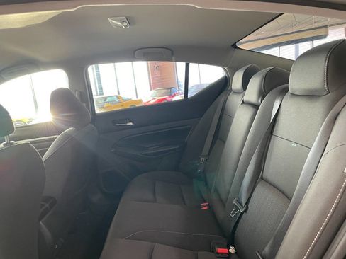 Used 2022 Nissan Altima 2.5 SV image 18