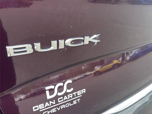 Used 2018 Buick Enclave Premium AWD/4WD image 26