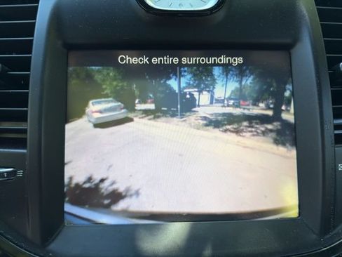 Used 2013 Chrysler 300 S RWD image 15