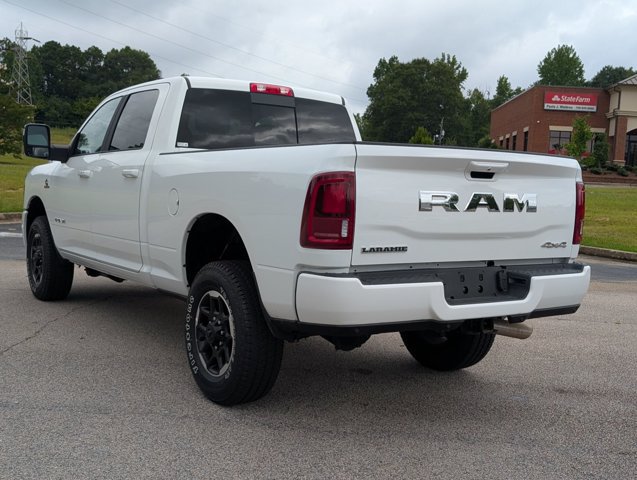 Used 2026 RAM 2500 Laramie AWD/4WD image 10