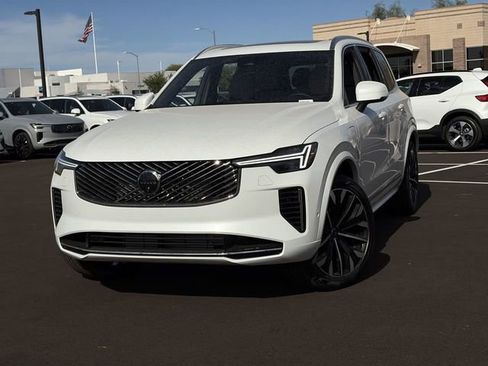 New 2026 Volvo XC90 T8 Plus w/ Protection Package AWD/4WD image 3