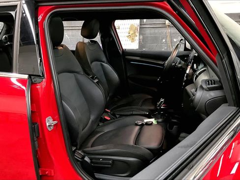 Used 2024 MINI Cooper S image 10