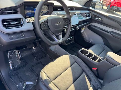 New 2027 Chevrolet Bolt LT w/ Comfort Package FWD image 13