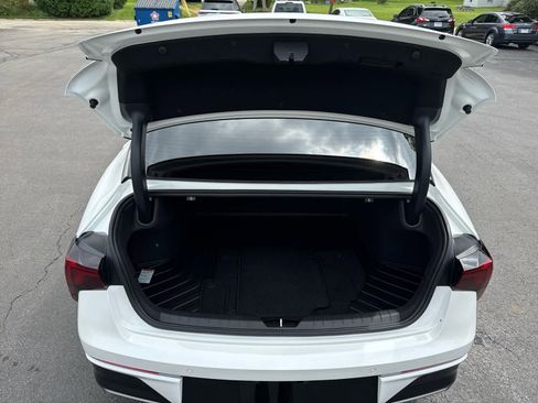 Used 2025 Kia K5 GT-Line w/ GT-Line Premium Package image 15