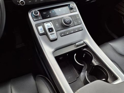 Used 2023 Hyundai Palisade Calligraphy image 23