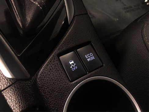 Used 2017 Toyota Corolla LE w/ LE Eco Premium Package image 24