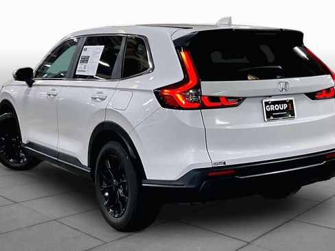 Used 2025 Honda CR-V EX image 11