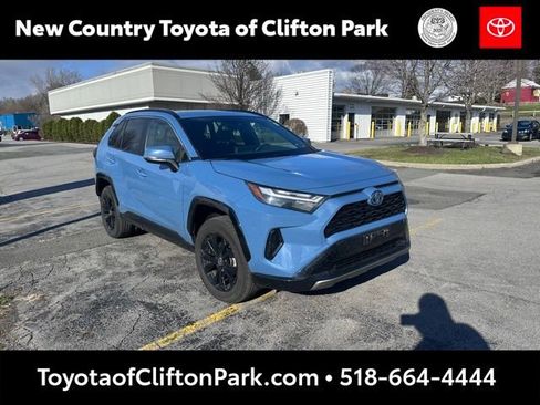Used 2023 Toyota RAV4 SE w/ Convenience Package image 1
