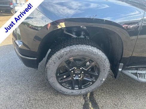 New 2026 Chevrolet Silverado 1500 LT Trail Boss w/ LT Trail Boss Premium Package AWD/4WD image 10