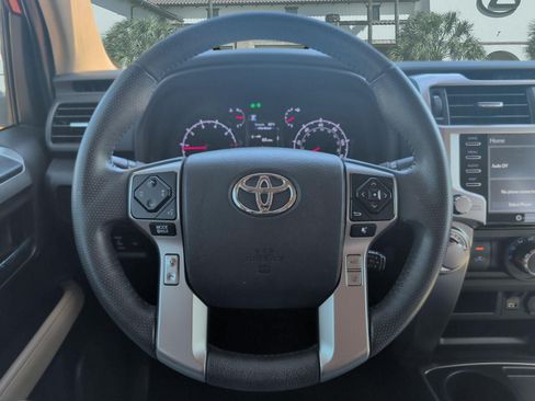 Used 2022 Toyota 4Runner SR5 Premium w/ Moonroof Package RWD image 13