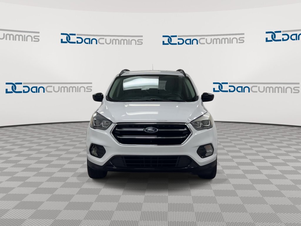 Used 2019 Ford Escape SE FWD image 3