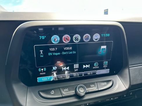 Used 2017 Chevrolet Camaro SS RWD image 13