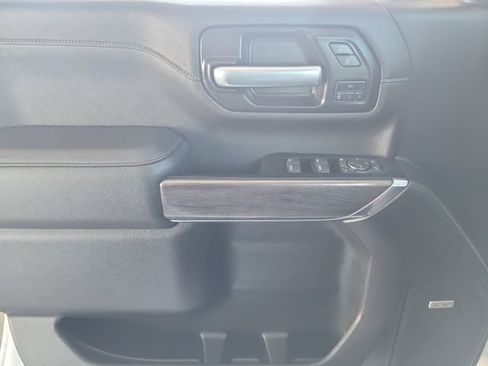 Certified 2022 Chevrolet Silverado 2500 LTZ w/ LTZ Premium Package AWD/4WD image 19