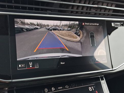 Used 2023 Audi Q7 Premium Plus w/ Premium Plus Package image 21