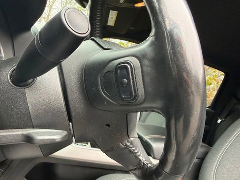 Used 2020 RAM 1500 Big Horn image 14