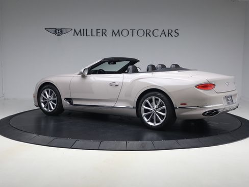 Used 2020 Bentley Continental GT V8 image 4