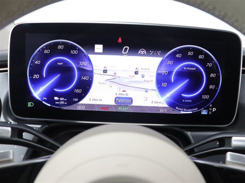 Used 2022 Mercedes-Benz EQS 450+ Sedan image 35