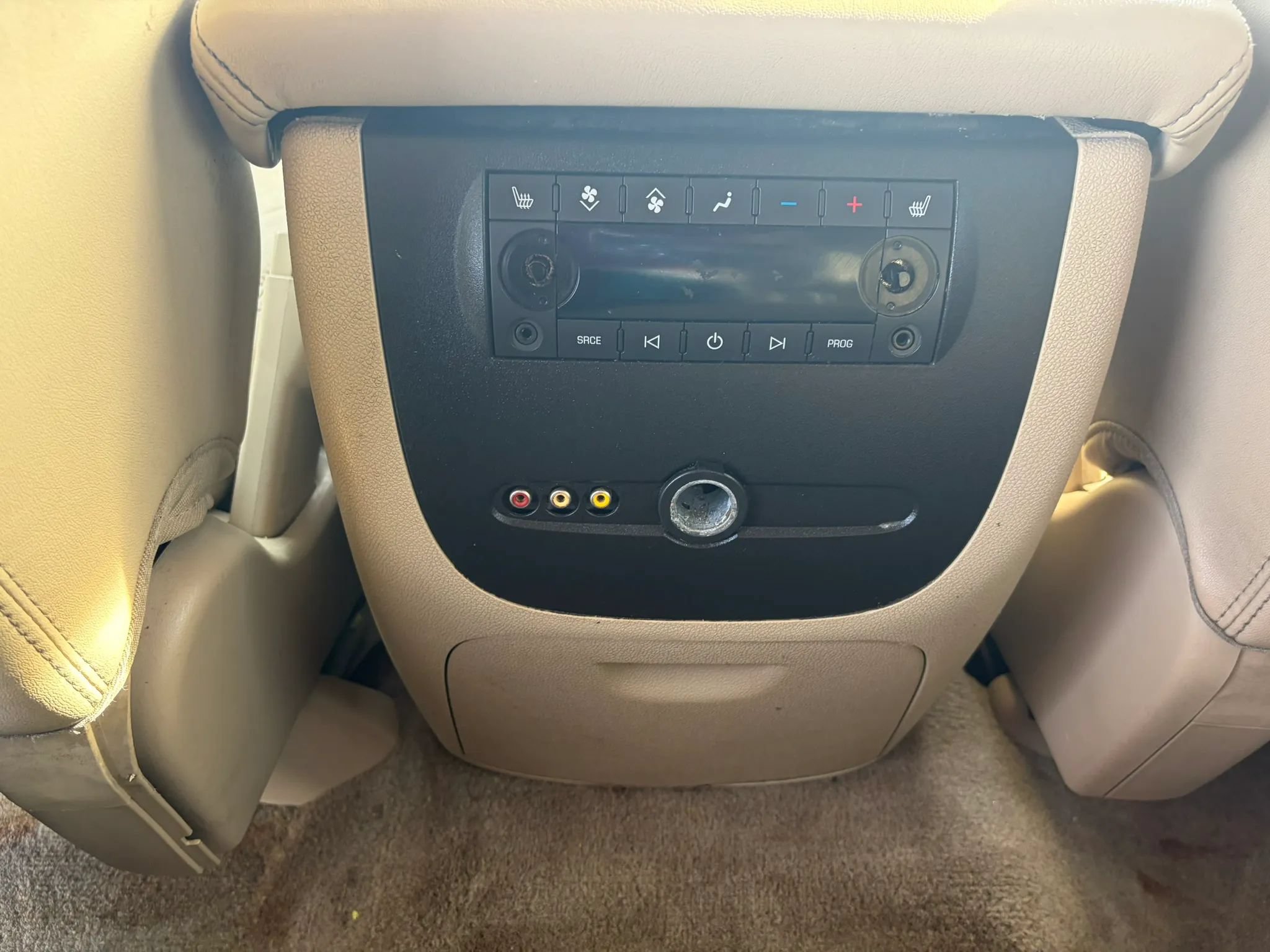 Used 2012 GMC Yukon XL Denali AWD/4WD image 12