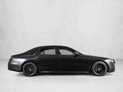 Used 2023 Mercedes-Benz S 580 4MATIC Sedan image 4