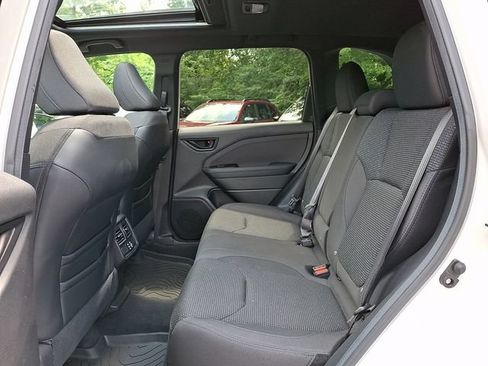 Used 2026 Subaru Forester Premium AWD/4WD image 10