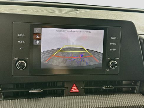 Used 2025 Kia Sportage LX FWD image 22