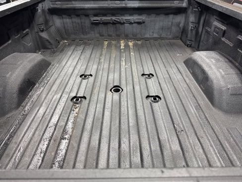 Used 2020 GMC Sierra 2500 Denali w/ Denali Ultimate Package image 22