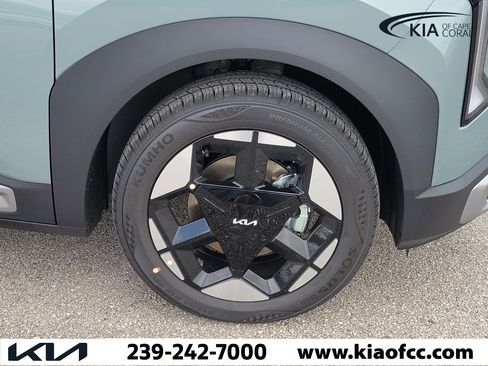 New 2027 Kia Seltos S FWD image 7