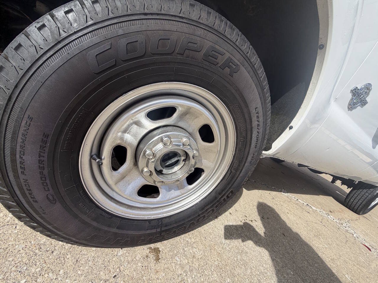 Used 2012 Ford F350 XL w/ Skid Plate Pkg AWD/4WD image 3