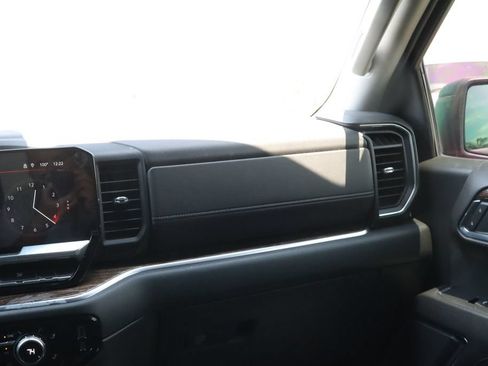 Used 2023 GMC Sierra 1500 Elevation RWD image 31