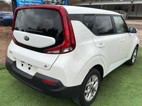 Used 2021 Kia Soul S image 8