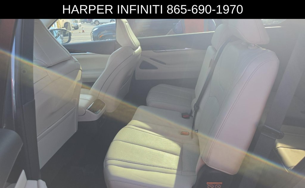 Used 2024 INFINITI QX60 Pure FWD image 8