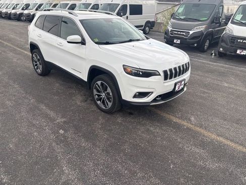 Used 2021 Jeep Cherokee Limited w/ Elite Package AWD/4WD image 2